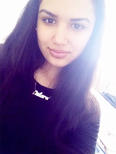 hi my name is asli i live in germany i love twitter and yeah follow me i maybe follow back :)