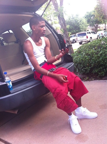 : Instagram : FifthWard_  #FreeKam Fuck The Laws .
