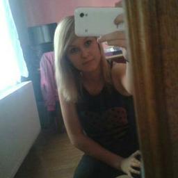 Les filles l'année prochaine insie que la suivante vous allez me manquez. I LOVE YOU !♥♥♥
