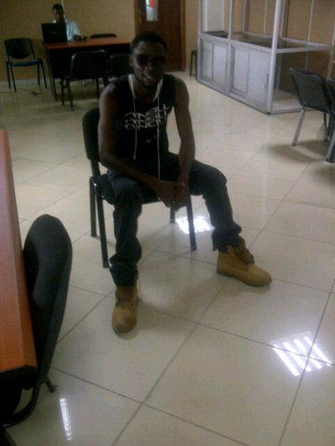 Am raji muazu,n I love making friends n meeting with good people..daz me for u.1 love.only God can judge meeeeee..