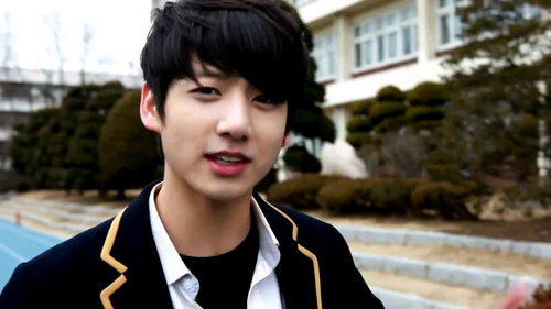 My precious one @RPSeolhyun♥ | 정국이에요. 97liner. BTS' vocal, rapper, dancer, maknae, visual (lol). Cute momma @pearls_kwons