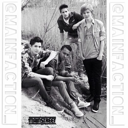 1/5 • here since the JSF and we won't leave • perfection has a name ; MainStreet