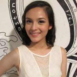 resmi by @chelseaislan . :)