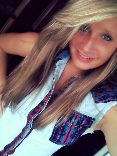 freefalling77's profile picture. Lover of Life, Music and Learning --- Music Management Major at #FSU --- ''Not all who wander are lost''--- #Instagram @freefalling77