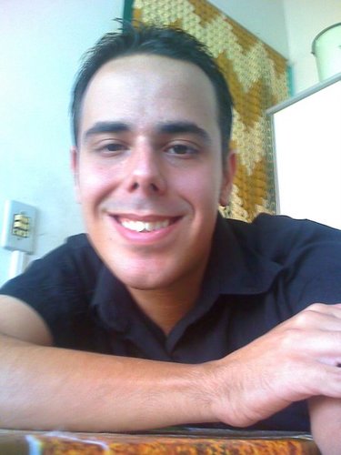 adoro fazer novas amizades, conhecer coisas novas, pois a vida e um aprendizado constante!!! me segue?sigo de volta!!