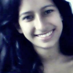 ~      Quando estou do seu lado tudo fica bem!  (8
