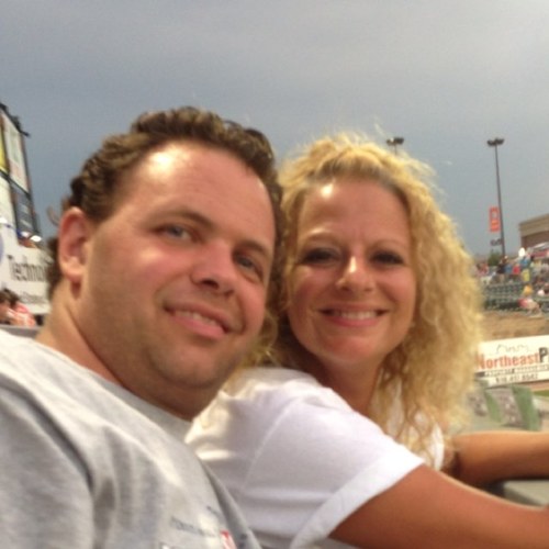 DjkotzJenn's profile picture. 