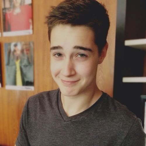 miles_the_third's profile picture. *Junior* New kid fresh out of boarding school. Im not really who I seem..... *single* [multi rp]