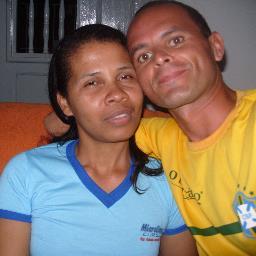 Gosto de praia, sou tímido e as vezes chato.