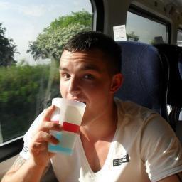 Sutton1987Danny's profile picture. 