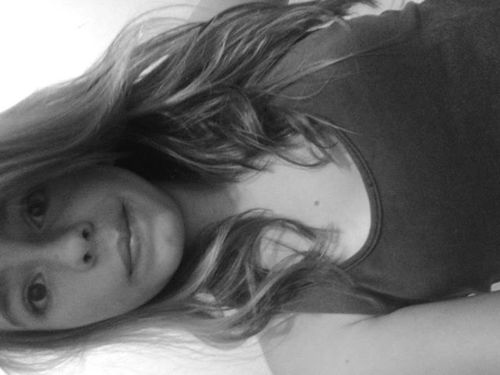 adooro praiia..amo boolo.. e sou fã do JUSTIN BEIBER ee do AUSTIN MAHONE
