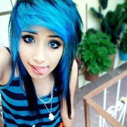 la mami que lo tiene todo:p :*3