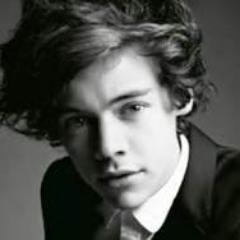 HARRY STYLES MAKES MY DAY AND HE IS MY EVERYTHING!!! I LOVE NARRY ALSO LARRY!!!!!