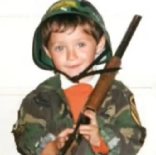 I@Nialloffical i follow back
#DIRECTIONERLOVE
#LOVESNIALLHORAN