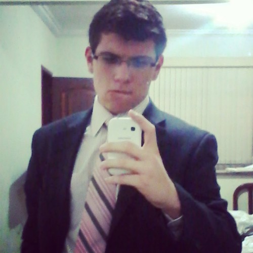 segue no insta?? @victor_monteirog