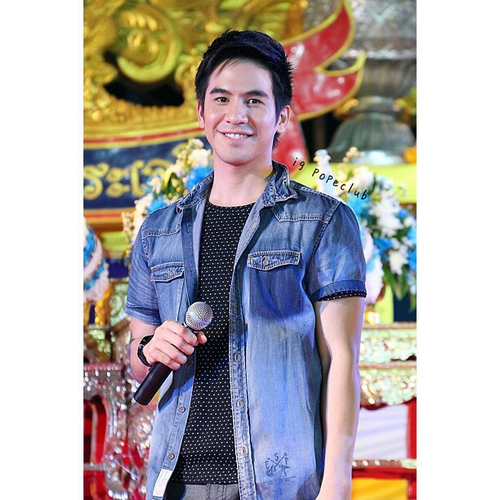 FCโป๊ป ธนวรรธน์ วรรธนะภูติ จะคอยอัพเดตตารางงาน รูปภาพให้ http://t.co/FbCfXoPCC1 IG:Popeza
