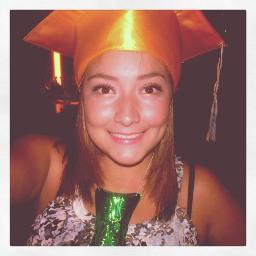 kathesaavedraa's profile picture. 18. Viviendo el momento, todo lo demás es incierto!