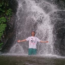 Puput_Karebian's profile picture. 