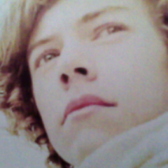I luv 1D, I hate T.S, and I hate Zayn Malik, I luv HARRY STYLES.