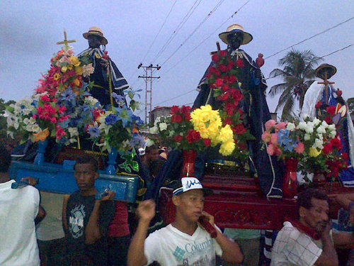 Musico percusionista, lic en Educacion, CHAVISTA y Bolivariano .