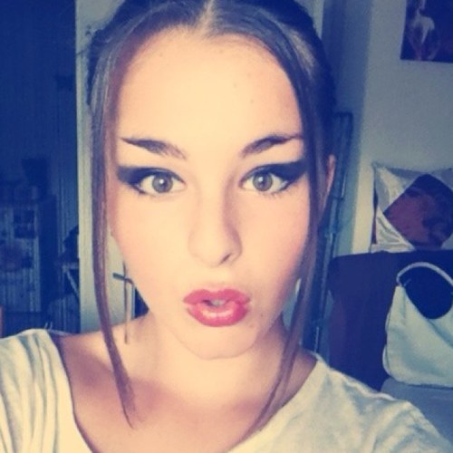 ♥∞One direction ,Little Mix, Demi lovato, Miley Cyrus, Ariana Grande...FOLLOW ME PLEASE