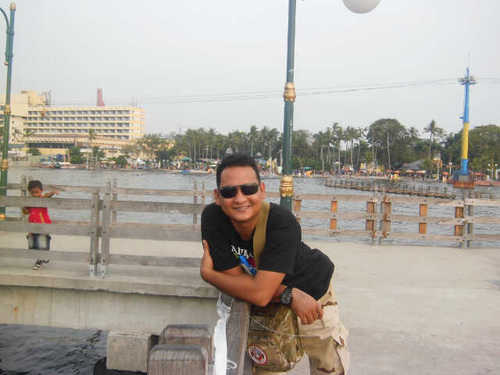 Hidup kita tergantung dari PIKIRAN , Jika pikiran  BAIK maka baik pula HIDUP kita...                               PIN 