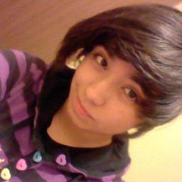 4 bands: Bring Me The Horizon, Asking Alexandria, Follow My Lead, Pierce The Veil.  Done.