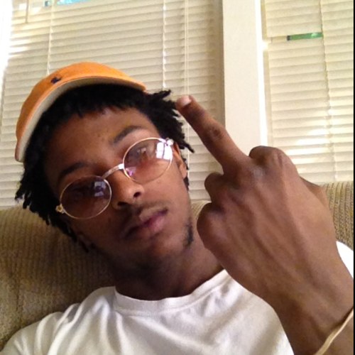 Get Money Stay Away From Fuck Niggas! #TeamMoneyBaggs #TeamNOSeeds #TeamIPhone #GFC TWEET DAT #432 @ 4:32 FMOI: @money_bagg_gang