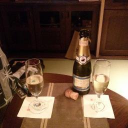 お酒と仕事が大好きです♪