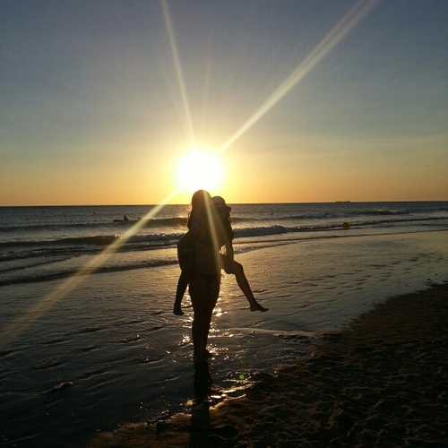 lauritamayor3's profile picture. Siendo la caña desde 1995 (bien fresquita, gracias).28.