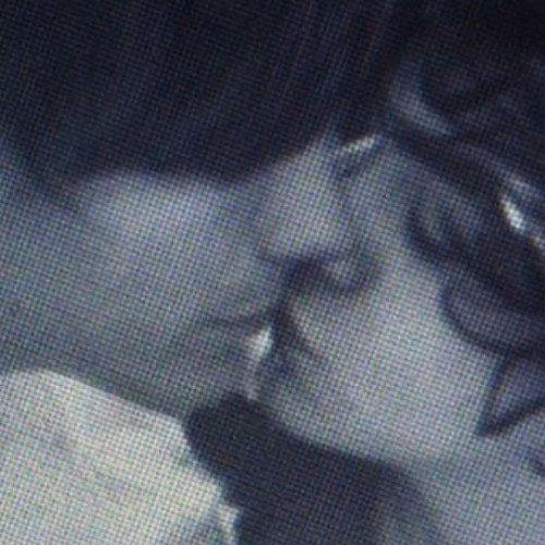 I know these are annoying but its a free follow.It would be cool if you followed @SimplyLarry_ i follow everyone back. (And i do ship Larry as a romanceee.)
