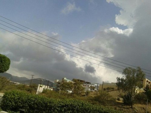 اريد ان اكون محبوباً لدى الجميع