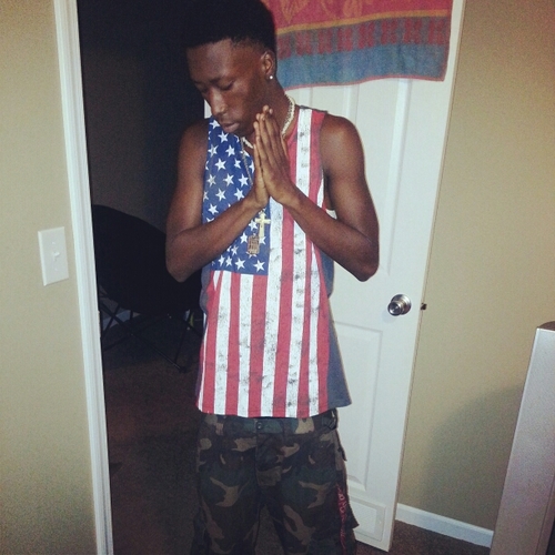 #Teamnosleep #TeamFollowBack #TeamSwaqq #TeamSingle #TeamKushnOj #TeamPrettyBoi #TeamRapper #madskillsondamic #undergroundrapper