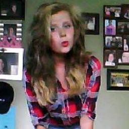 hii ;3 im 14 and im a single pringle and i love watching Shane Dawsons vidieos on youtube! #NoLIfe #Idfk :)
