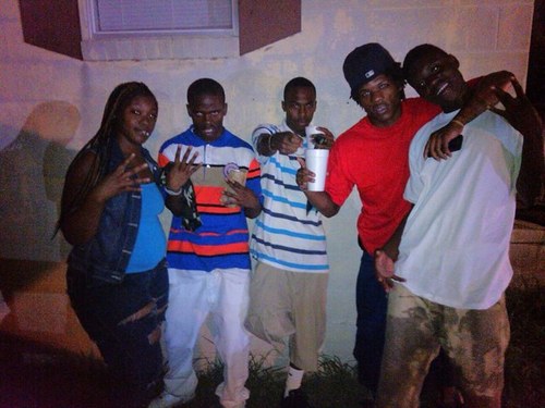 Phuck Wit mhy Team (rOd shit) what yhu dhoin if yeen gen no money man