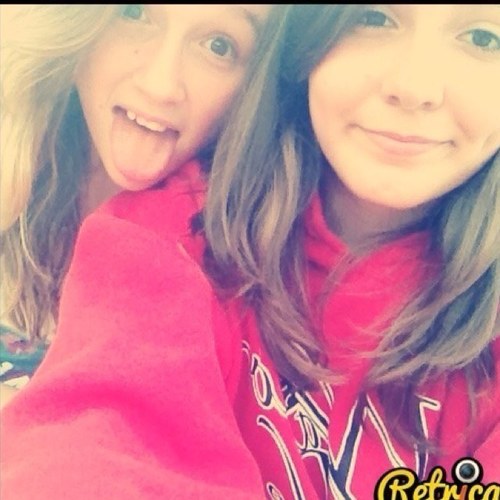 emlindsey00's profile picture. 