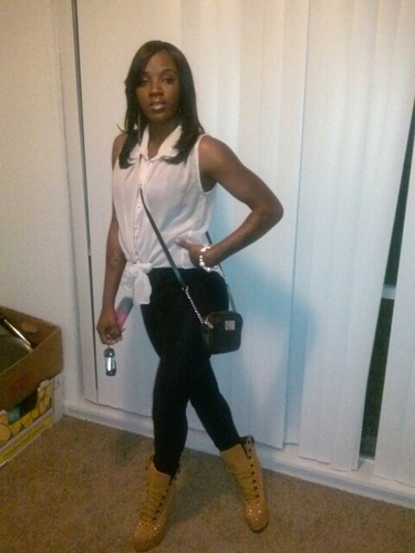 VikkiVontrel's profile picture. Be determined that your life is not going to be ruled by fear but by God's Word.