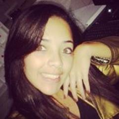 Biografia?
Nαo importα o quє єu diigα,
Vocє irα vαlorizαr pєlo quє vê,
julgαr pєlo quє ouviu
e opinαr pєlo quє conhєcєu (!)
