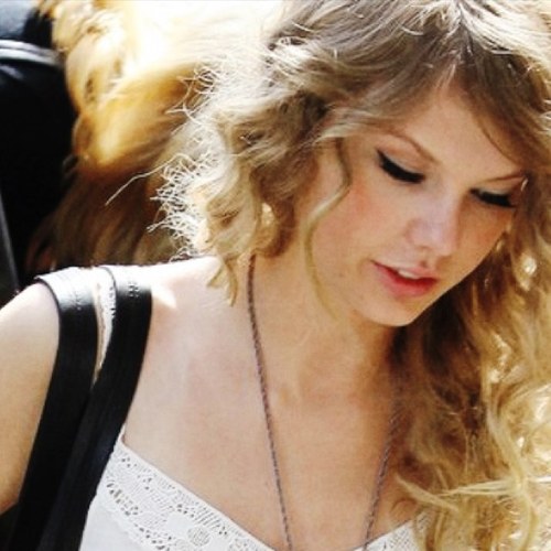 HI. I am a BIG swiftie. I think everyone is made of Starlight in there own way. Taylor is just an inspiration, for a girl who dares to dream :)