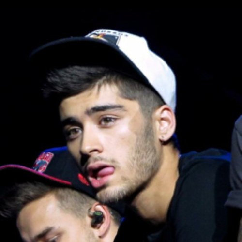 Zayn will i promise you pleade dont give up! @coldplayliams