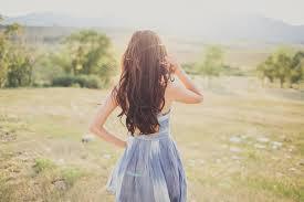 Hello I'm a singer and I play guitar if you followed me thanks xx.