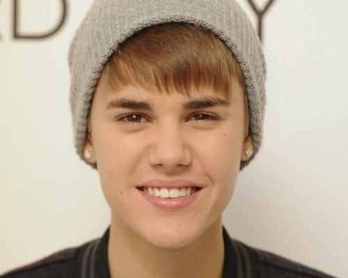 You just got a free follow! Since we gave you a free follow will you please follow us back @bizzlesromance and @loving_bizzles thanks loves ♥