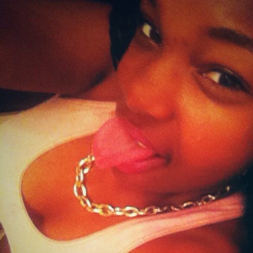 , Am the type of girl that dont TRUST no niggas .... i meann am on the wale BAD type of shitt '! #follow me on iG @x_hisoneandonly ♥♥♥
