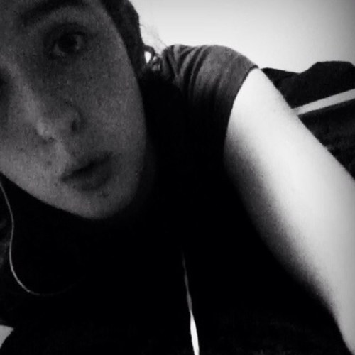 I like violent videogames, killing stuff, I HATE makeup and anything girly! Total Tomboy!!!