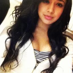 Hey ,  im  jasmine im  17,Hmu ,,(Rp)  Follow me.! ;)