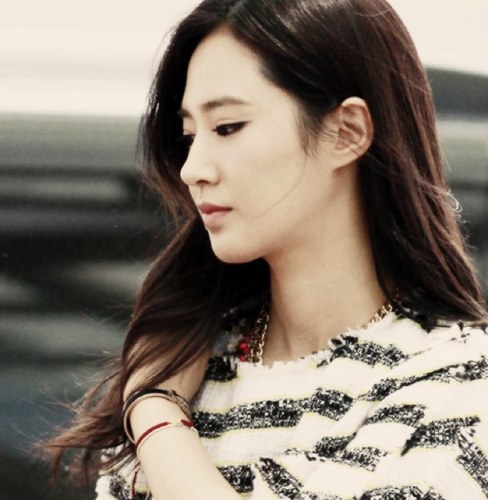 Roleplayer of kwon yuri | [V] #culesfams #7yp•