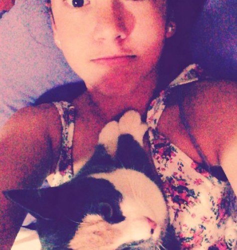 heey im Jennifer I love Jai Waetford, Ariana Grande and the Janoskians follow and ill follow back