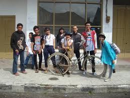 soncenggg's profile picture. Besar di tanah orang