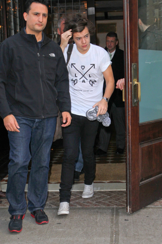 toffeetwinkle's profile picture. harry styles is soo good looking