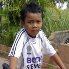 RisqullahAmtyaa's profile picture. 